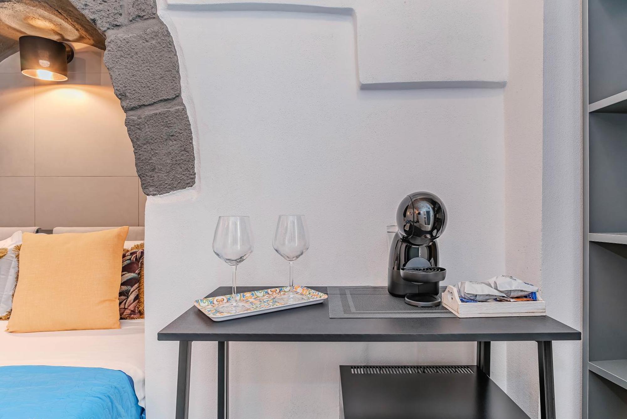Adorm In The Historic Center Of Monopoli Apartment Екстериор снимка